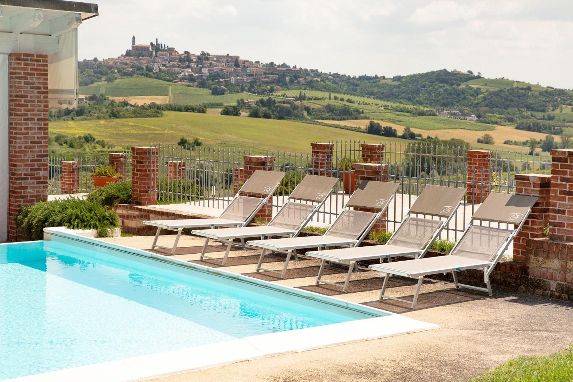 Belvedere Monferrato Relais & Wellness 호텔 비냘레 외부 사진